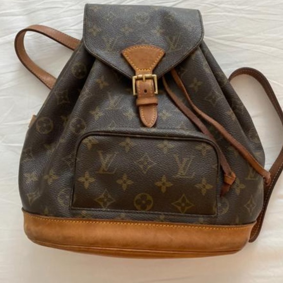 Louis Vuitton Monogram Montsouris PM Noir Backpack - A World Of Goods For  You, LLC